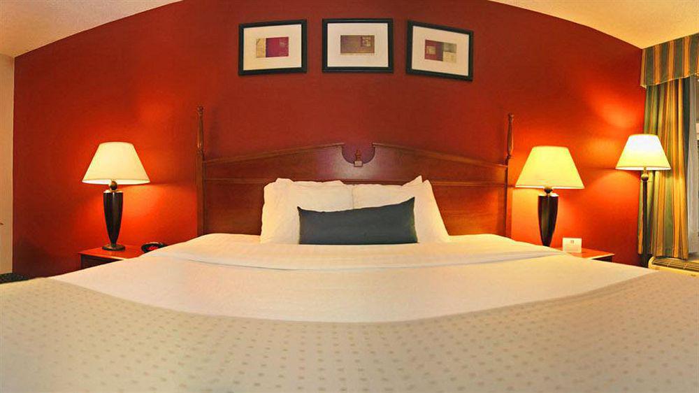 Holiday Inn Scranton East - Dunmore, An Ihg Hotel Екстериор снимка