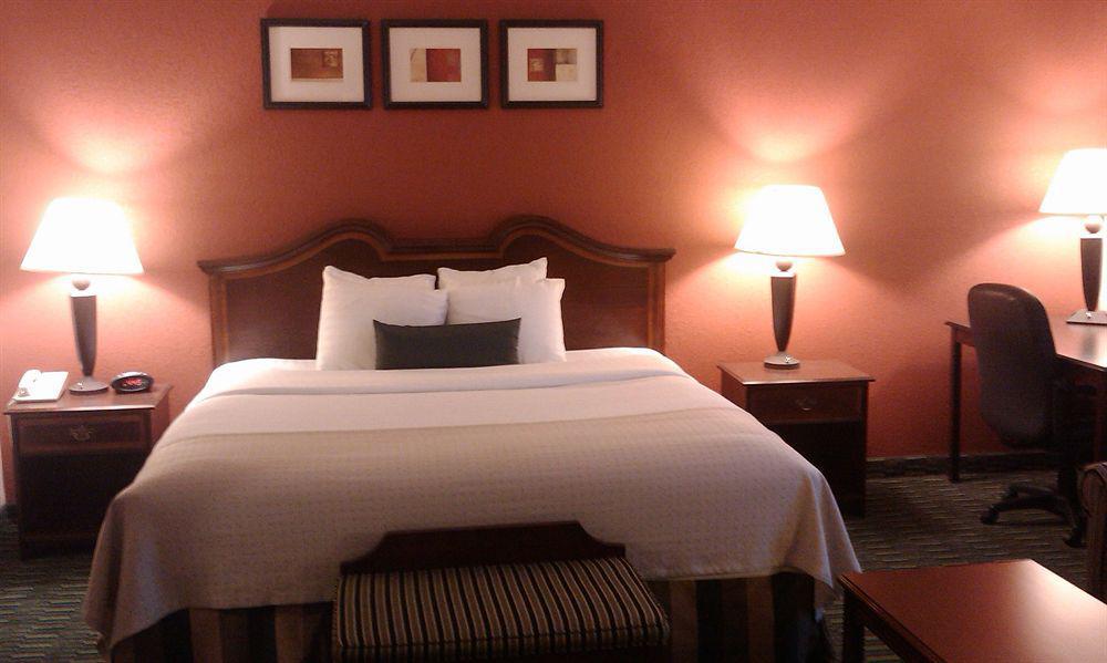Holiday Inn Scranton East - Dunmore, An Ihg Hotel Стая снимка